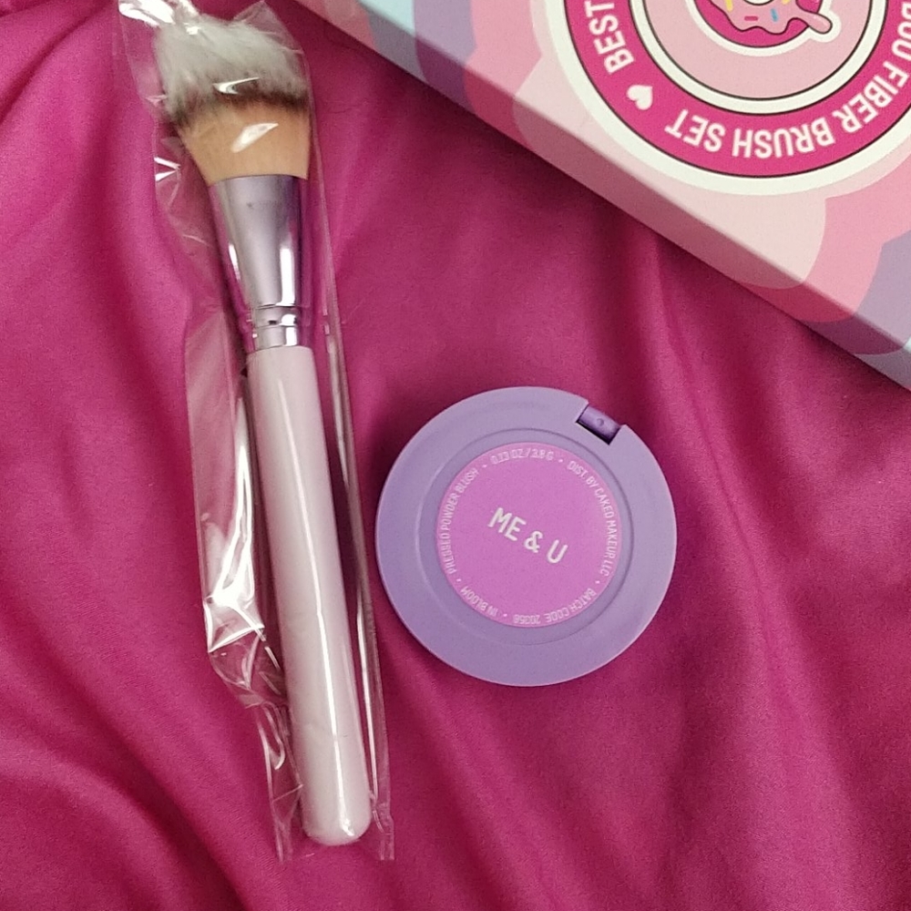 Makeup - Picture 5 of 5